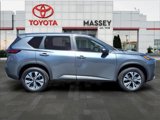 Used 2023 Nissan Rogue SV image 2