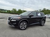 Used 2021 Nissan Rogue SV image 2