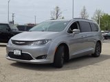 Used 2017 Chrysler Pacifica Touring-L image 5