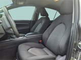 Used 2019 Toyota Camry LE image 3