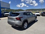 Used 2024 Chevrolet Trax LS w/ LS Convenience Package image 4