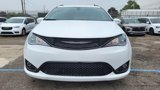 Used 2020 Chrysler Pacifica Touring-L Plus w/ S Appearance Package image 4