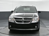 Used 2019 Dodge Grand Caravan SXT image 2