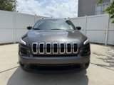 Used 2018 Jeep Cherokee Latitude Plus w/ Cold Weather Group image 5
