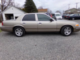 Used 2004 Ford Crown Victoria LX image 2