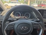 Used 2022 Hyundai Sonata SEL w/ Preferred Accessory Package image 5