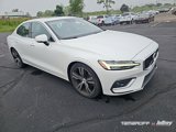 Used 2019 Volvo S60 T6 Inscription image 2