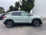 Used 2025 Chevrolet TrailBlazer LT w/ LT Cold Weather Package image 4