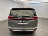 New 2025 Chrysler Pacifica Select image 4