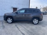 Certified 2022 Jeep Compass Latitude w/ Mopar Graphics Package image 4