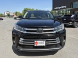 Used 2017 Toyota Highlander Limited Platinum image 2