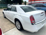 Used 2014 Chrysler 300 image 6