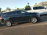 Used 2017 Kia Sorento LX image 4