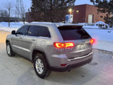 Used 2020 Jeep Grand Cherokee Laredo image 3