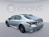 Used 2022 Toyota Camry SE image 4