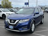 Used 2018 Nissan Rogue SV image 3