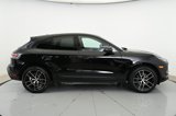 Used 2025 Porsche Macan image 2