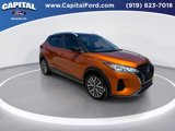 Used 2021 Nissan Kicks SV image 2