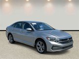 Used 2022 Volkswagen Jetta SE image 3