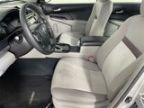 Used 2014 Toyota Camry L image 3