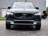 New 2025 Volvo V90 B6 Cross Country Plus image 2