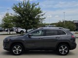 Used 2019 Jeep Cherokee Limited w/ Luxury Group image 4