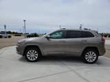 Used 2017 Jeep Cherokee Overland w/ Technology Group image 6
