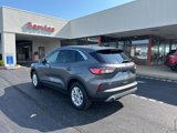 Used 2021 Ford Escape SE image 3