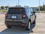 Used 2023 Jeep Renegade Latitude image 3