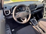 Used 2025 Hyundai Venue SE image 2