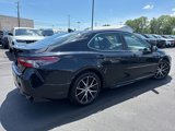 Used 2021 Toyota Camry SE image 4