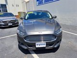 Used 2016 Ford Fusion SE w/ Equipment Group 202A image 2