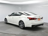 Used 2020 Nissan Altima 2.5 SR w/ Premium Package image 3