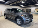 Used 2021 Ford Explorer XLT w/ Equipment Group 202A image 3