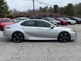 Used 2019 Toyota Camry XSE image 2