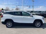 Used 2024 GMC Terrain SLT image 6