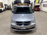 Used 2018 Dodge Grand Caravan SE image 4