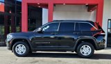 Used 2022 Jeep Grand Cherokee Laredo w/ Luxury Tech Group I image 4