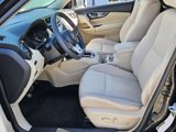 Used 2017 Nissan Rogue SV image 2