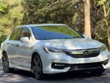 Used 2017 Honda Accord Touring image 3