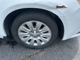 Used 2014 Chrysler 200 LX image 2