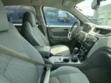 Used 2017 Chevrolet Traverse LT w/ Style and Technology Package image 2