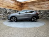 Used 2017 Nissan Rogue Sport SL w/ SL Premium Package image 4