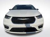 Used 2022 Chrysler Pacifica Limited image 2