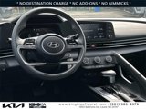 Used 2024 Hyundai Elantra SE image 2
