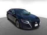 Used 2024 Nissan Altima 2.5 SV image 3