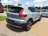 New 2025 Volvo XC40 B5 Core w/ Protection Package Premier image 3