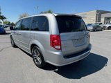 Used 2017 Dodge Grand Caravan SXT image 5