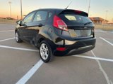 Used 2015 Ford Fiesta SE image 3