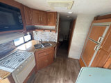 Used 2002 Ford E-450 and Econoline 450 image 6